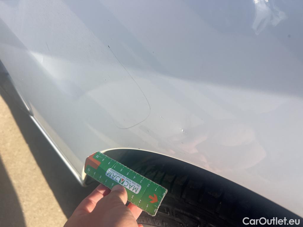  Opel  Vivaro OPEL  / 2019 / 4P / combi 1.5 Diésel 88kW (120CV) M Std Express #36