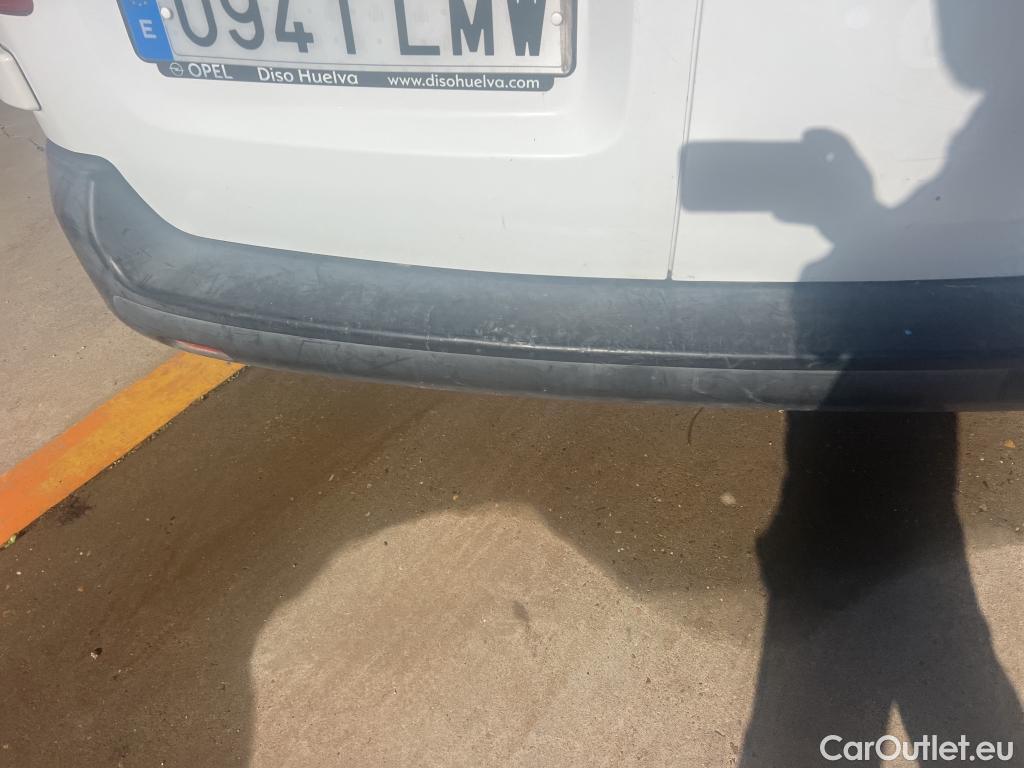  Opel  Vivaro OPEL  / 2019 / 4P / combi 1.5 Diésel 88kW (120CV) M Std Express #56