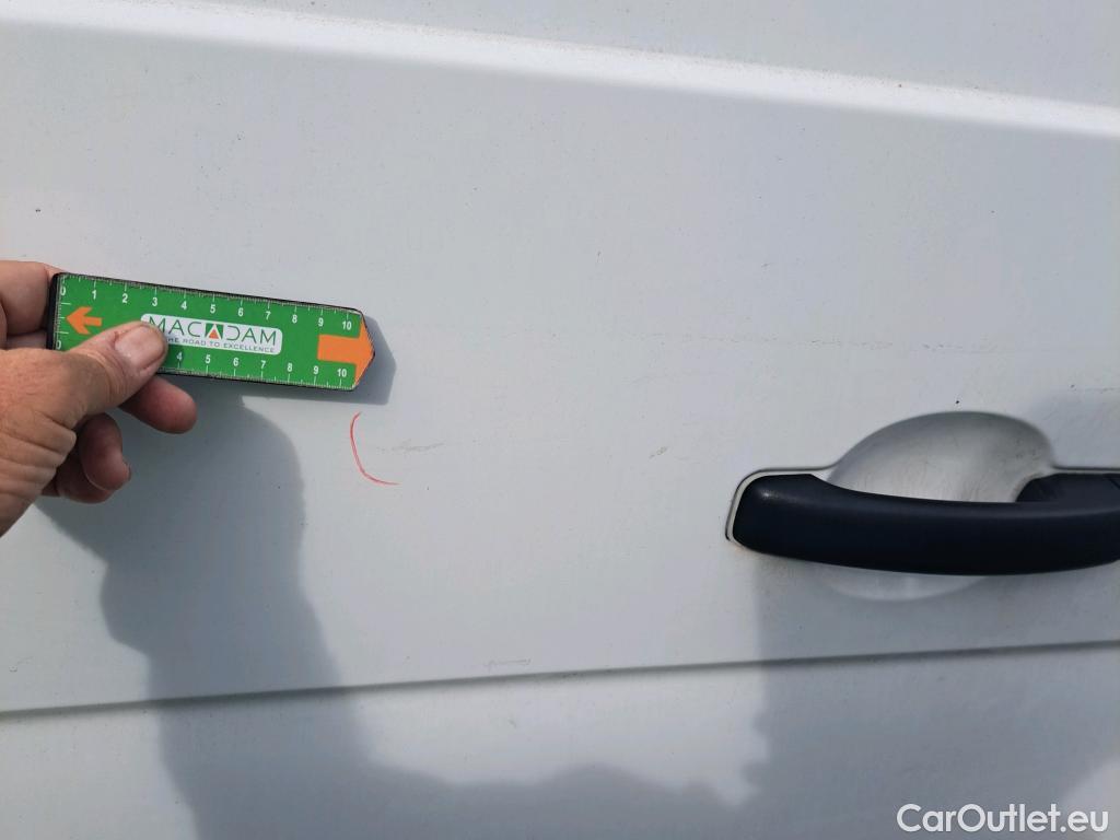  Nissan  NV400 NISSAN  / 2011 / 4P / furgón L2H2 3,5T 2.3dCi 99kW FWD Comfort #20