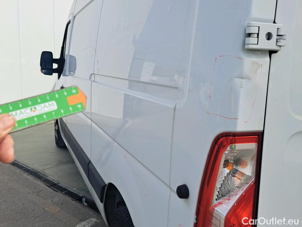  Nissan  NV400 NISSAN  / 2011 / 4P / furgón L2H2 3,5T 2.3dCi 99kW FWD Comfort #4