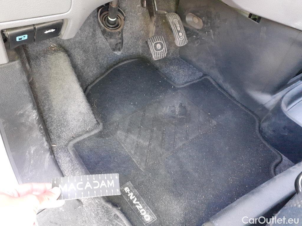  Nissan  NV200 NISSAN e- / 2009 / 4P / furgón Furgón 4p 40 kWh PROFESIONAL #29