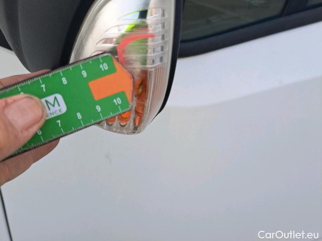  Nissan  NV400 NISSAN  / 2011 / 4P / furgón L2H2 3,5T 2.3dCi 99kW FWD Comfort #75