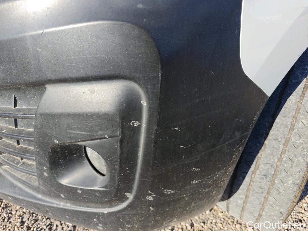  Opel  Vivaro OPEL  / 2019 / 4P / furgón 1.5 Diésel 74kW (100CV) M Inc. Select #60