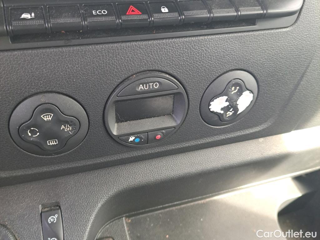  Nissan  NV400 NISSAN  / 2011 / 4P / furgón L2H2 3,5T 2.3dCi 99kW FWD Comfort #58