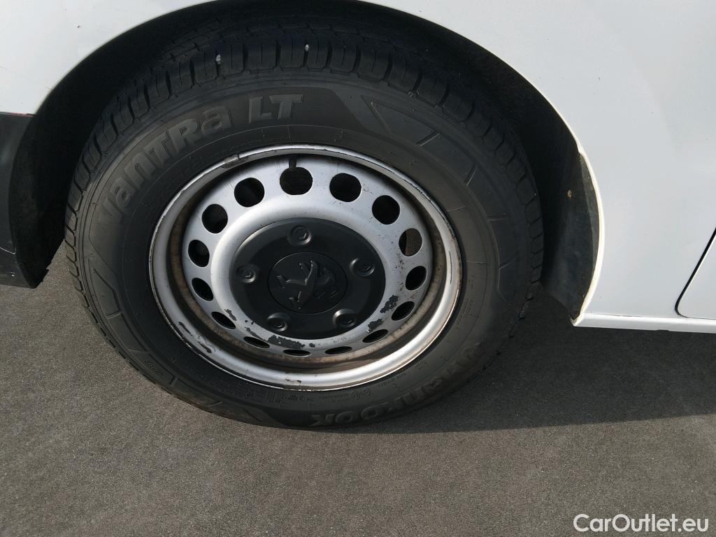  Peugeot  Expert PEUGEOT  / 2016 / 4P / furgón Furgón Pro BlueHDi 85KW (115CV) Standard #61