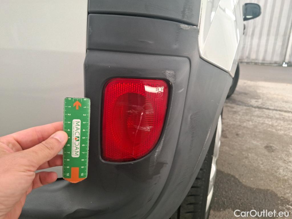  Renault  Kangoo  Express Confort (L1) 1.5 dCi 90CV BVM5 E6 #20