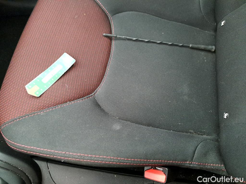  Renault  Clio  IV Air 1.5 dCi 75CV BVM5 E5 #25