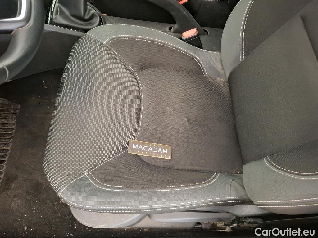  Renault  Clio  IV Air MediaNav 1.5 dCi 75CV BVM5 E6 #50