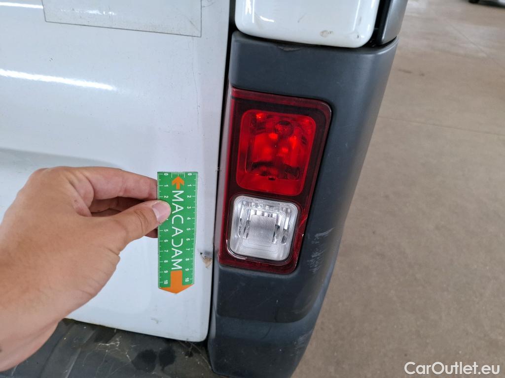  Renault  Trafic  III Fourgon L1H1 1000 Confort 1.6 dCi 95CV BVM6 E6dT #46