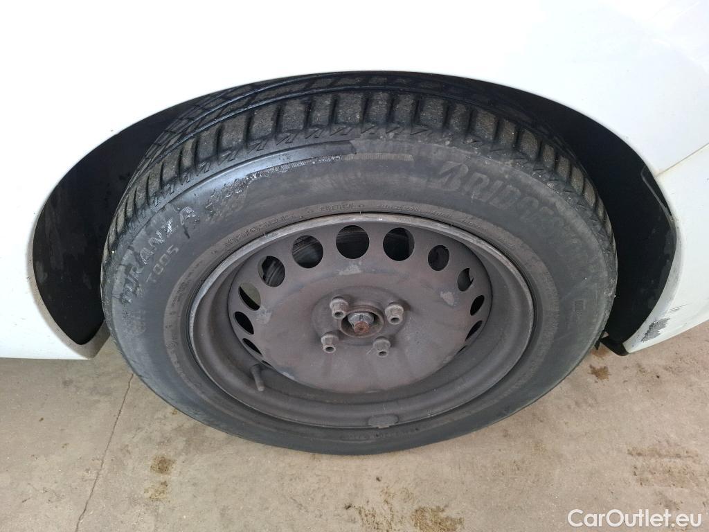  Renault  Clio  IV Air MediaNav 1.5 dCi 75CV BVM5 E6 #85