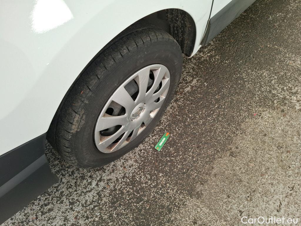  Renault  Trafic RENAULT  / 2019 / 4P / Fourgon tole NV FG GCF L1H1 1000 dCi 120 #26