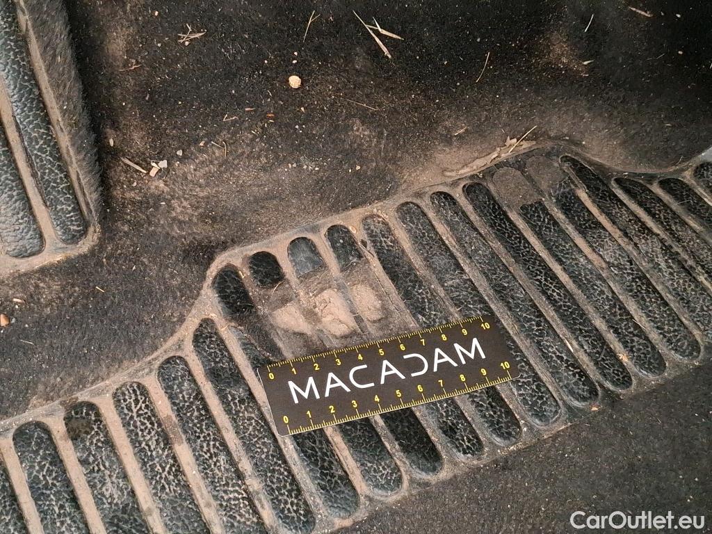  Renault  Clio  IV Air MediaNav 1.5 dCi 75CV BVM5 E6 #4