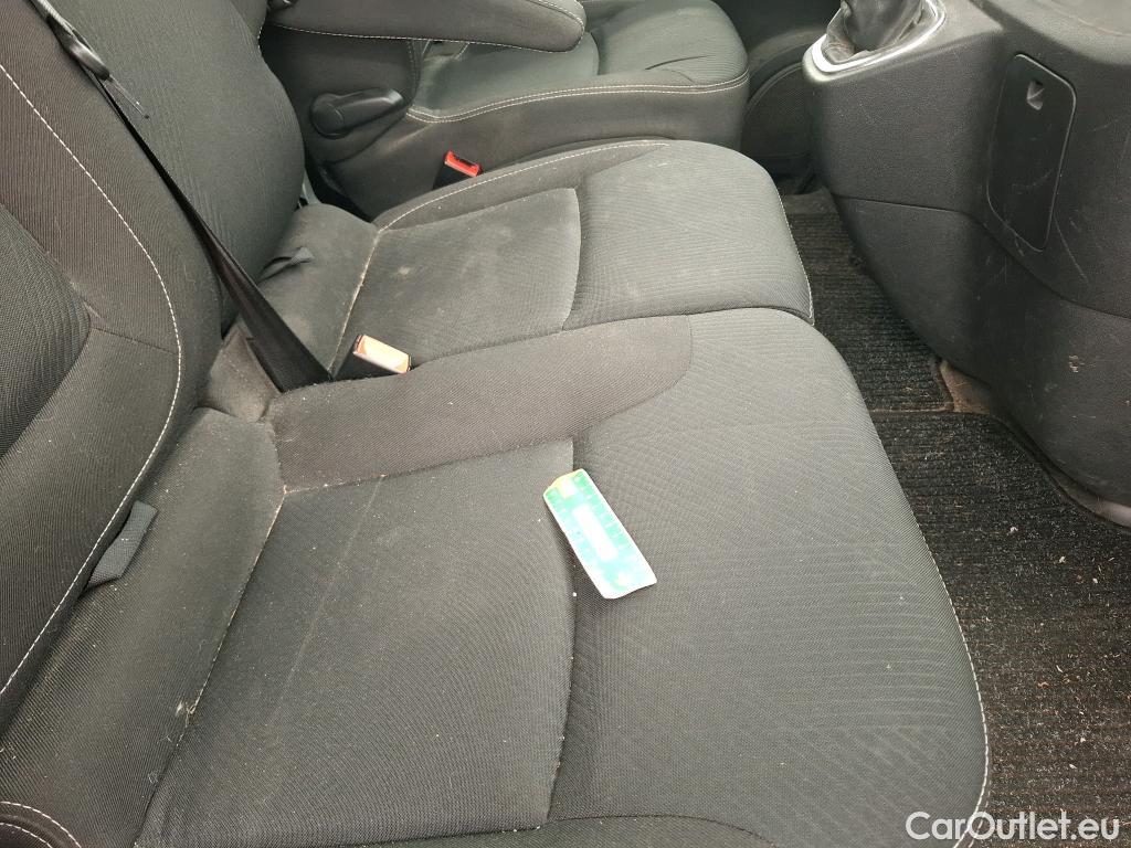  Renault  Trafic RENAULT  / 2019 / 4P / Fourgon tole NV FG GCF L1H1 1000 dCi 120 #23