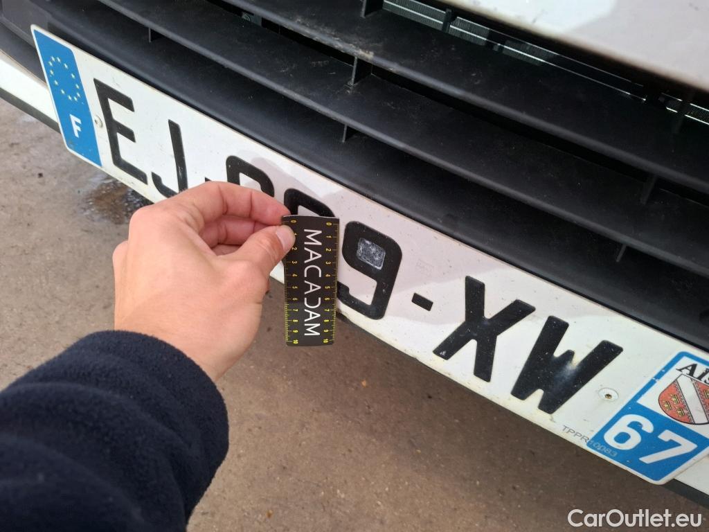  Renault  Clio  IV Air MediaNav 1.5 dCi 75CV BVM5 E6 #77