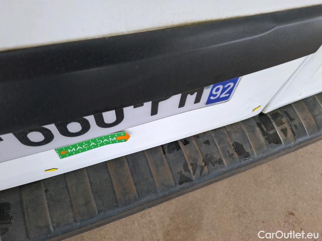  Renault  Trafic  III Fourgon L1H1 1000 Confort 1.6 dCi 95CV BVM6 E6dT #24