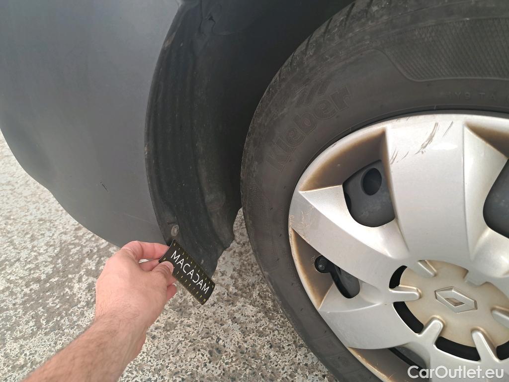  Renault  Kangoo  Express Maxi Extra (Série Spéciale) 1.5 dCi 90CV BVM5 E6 #23