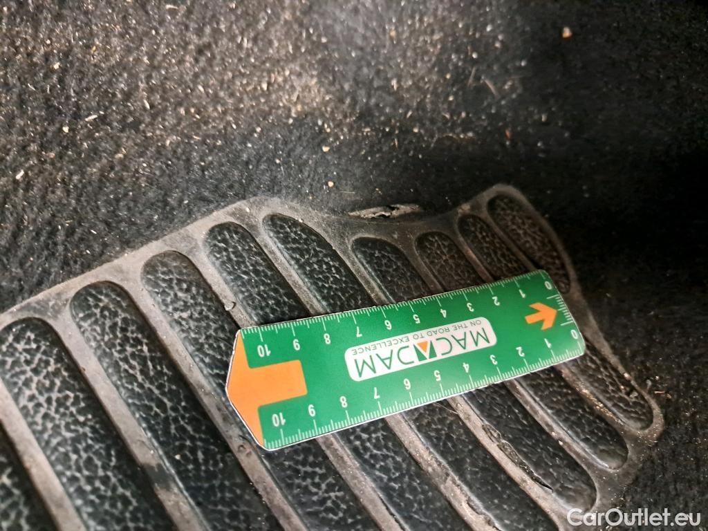  Renault  Clio  IV Air 1.5 dCi 75CV BVM5 E5 #16