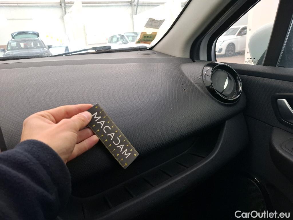  Renault  Clio  IV Air MediaNav 1.5 dCi 75CV BVM5 E6 #9