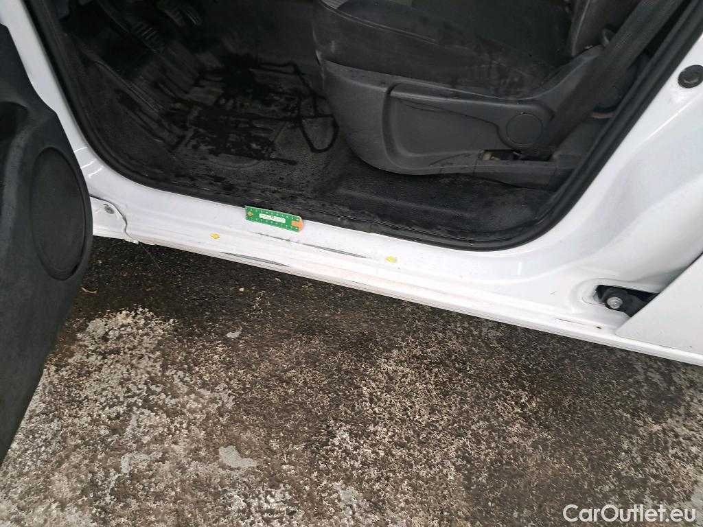  Renault  Kangoo  Express Maxi Confort - Cab. Appr. 1.5 dCi 90CV BVM5 E6 #2