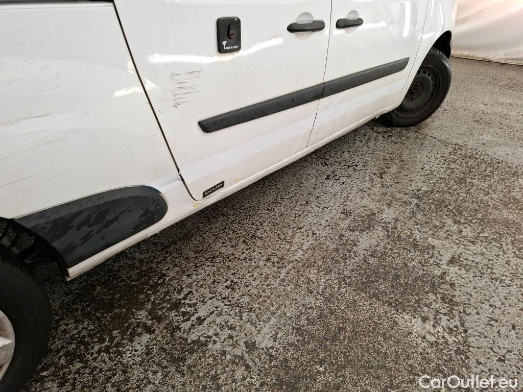  Renault  Kangoo  Express Maxi Extra (Série Spéciale) 1.5 dCi 90CV BVM5 E6 #41