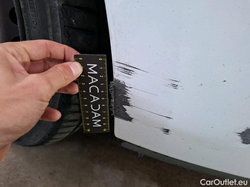  Renault  Clio  IV Air MediaNav 1.5 dCi 75CV BVM5 E6 #17