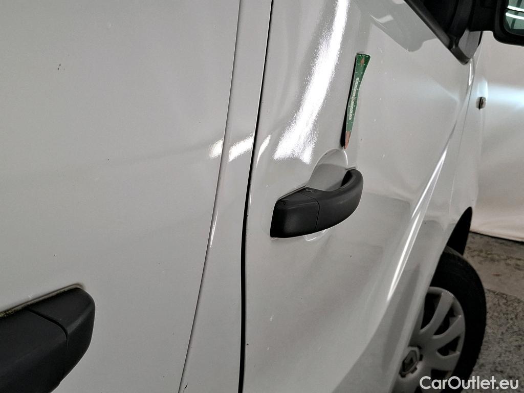  Renault  Trafic RENAULT  / 2019 / 4P / Fourgon tole NV FG GCF L1H1 1000 dCi 120 #15