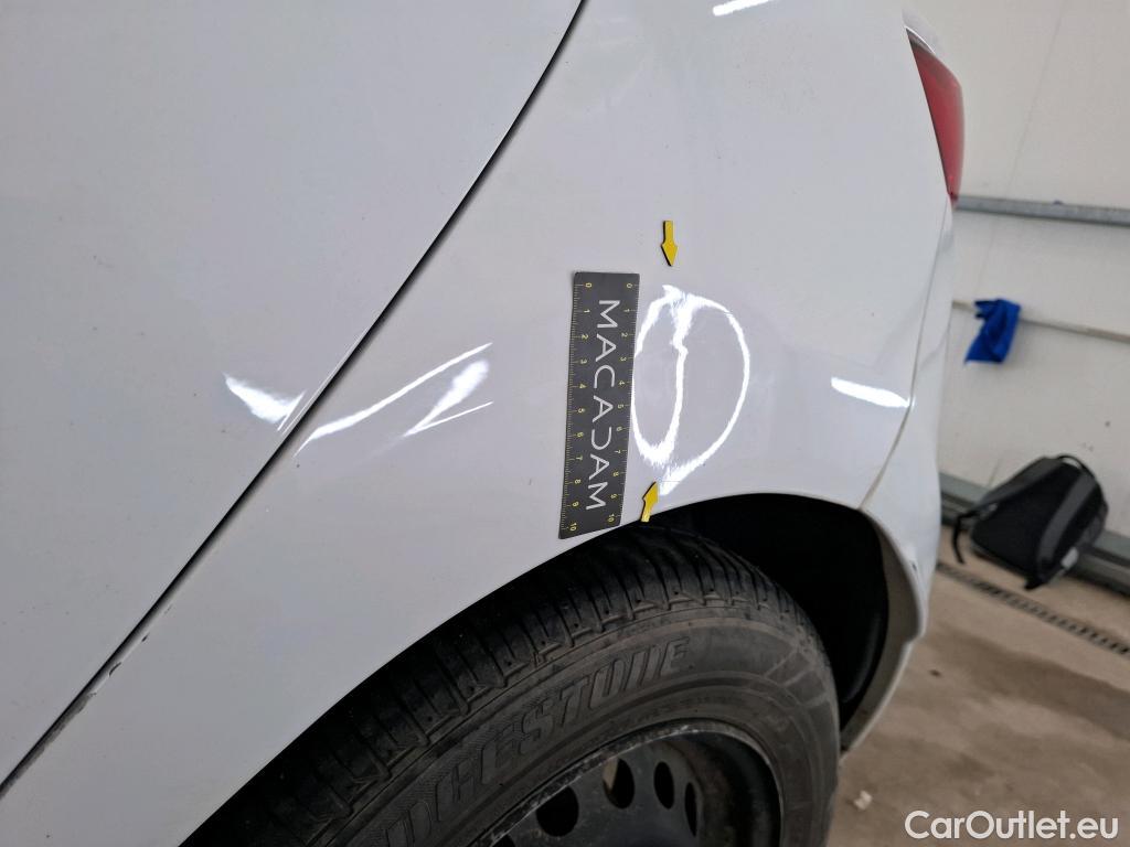  Renault  Clio  IV Air MediaNav 1.5 dCi 75CV BVM5 E6 #15