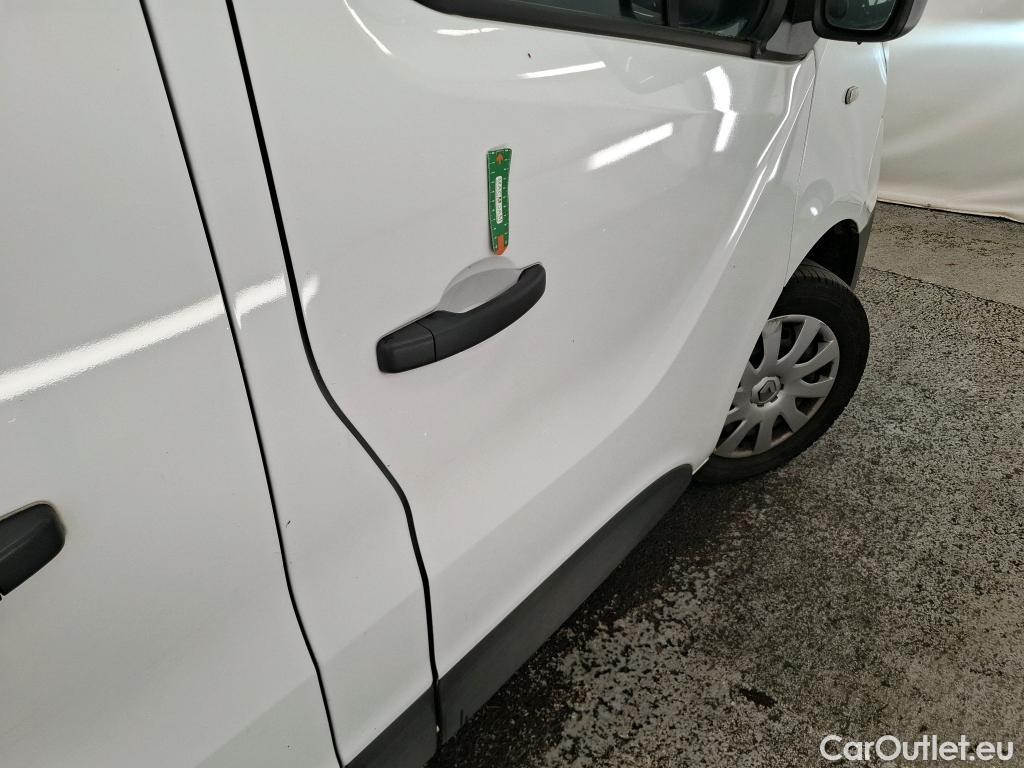  Renault  Trafic RENAULT  / 2019 / 4P / Fourgon tole NV FG GCF L1H1 1000 dCi 120 #14
