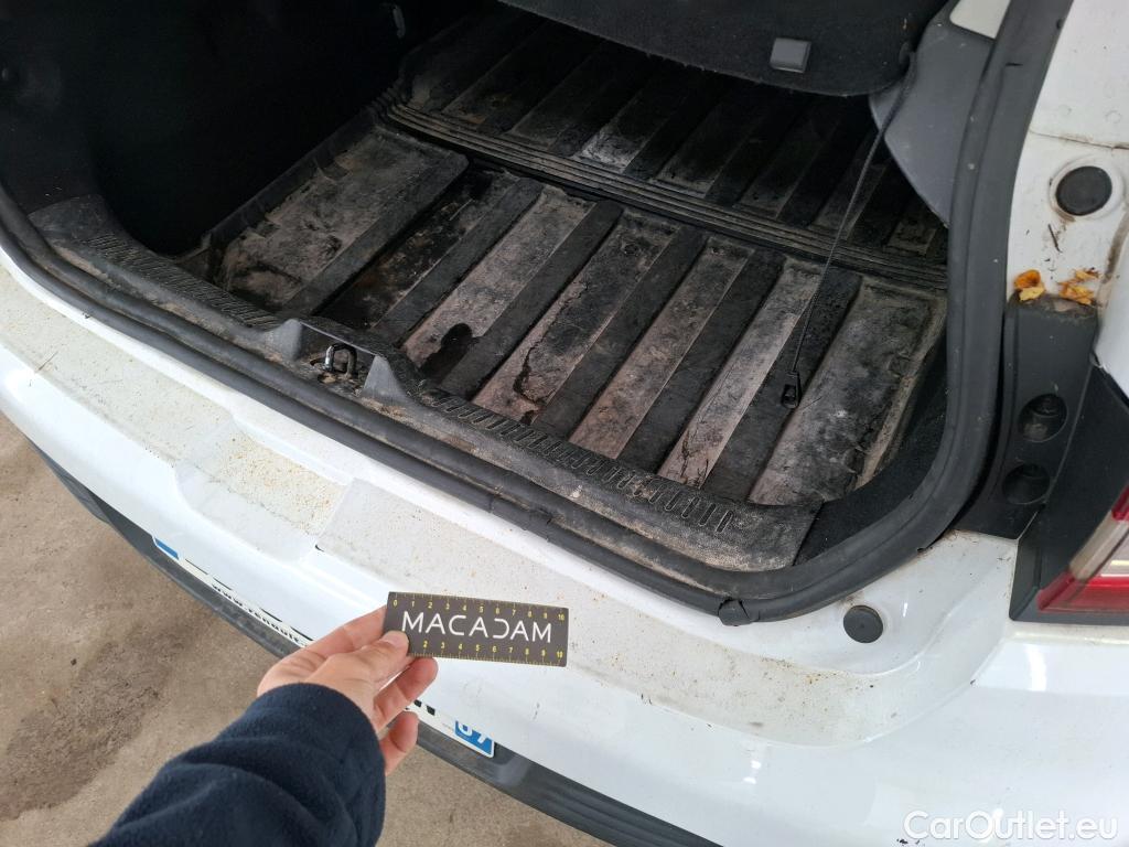  Renault  Clio  IV Air MediaNav 1.5 dCi 75CV BVM5 E6 #31