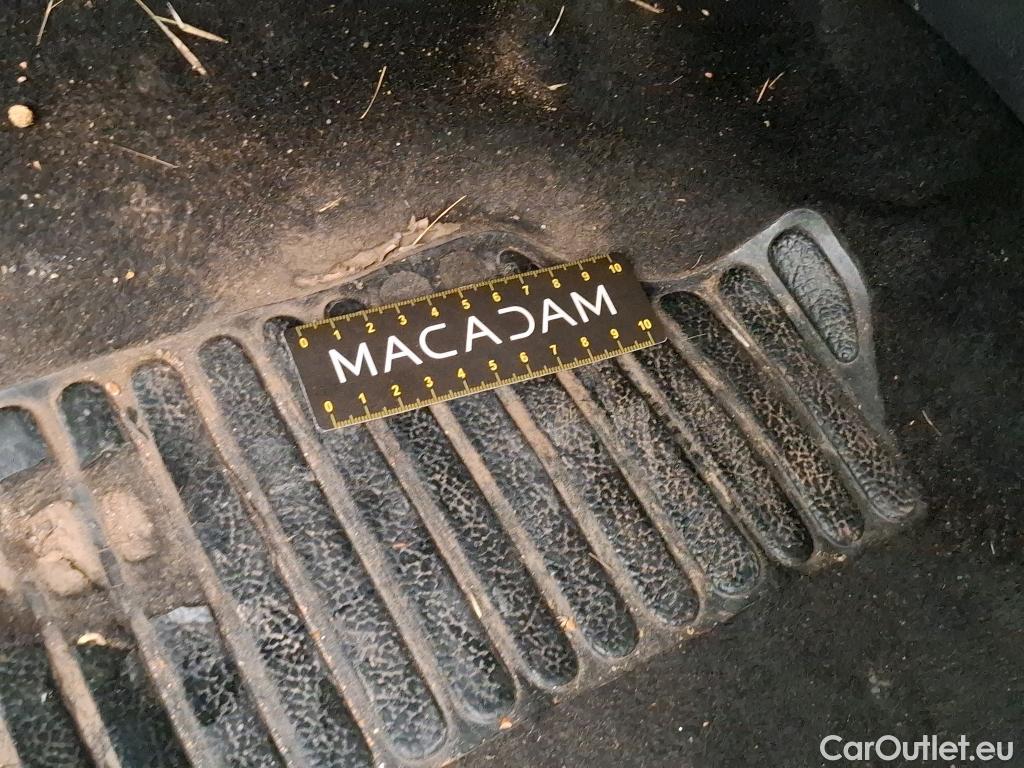  Renault  Clio  IV Air MediaNav 1.5 dCi 75CV BVM5 E6 #6