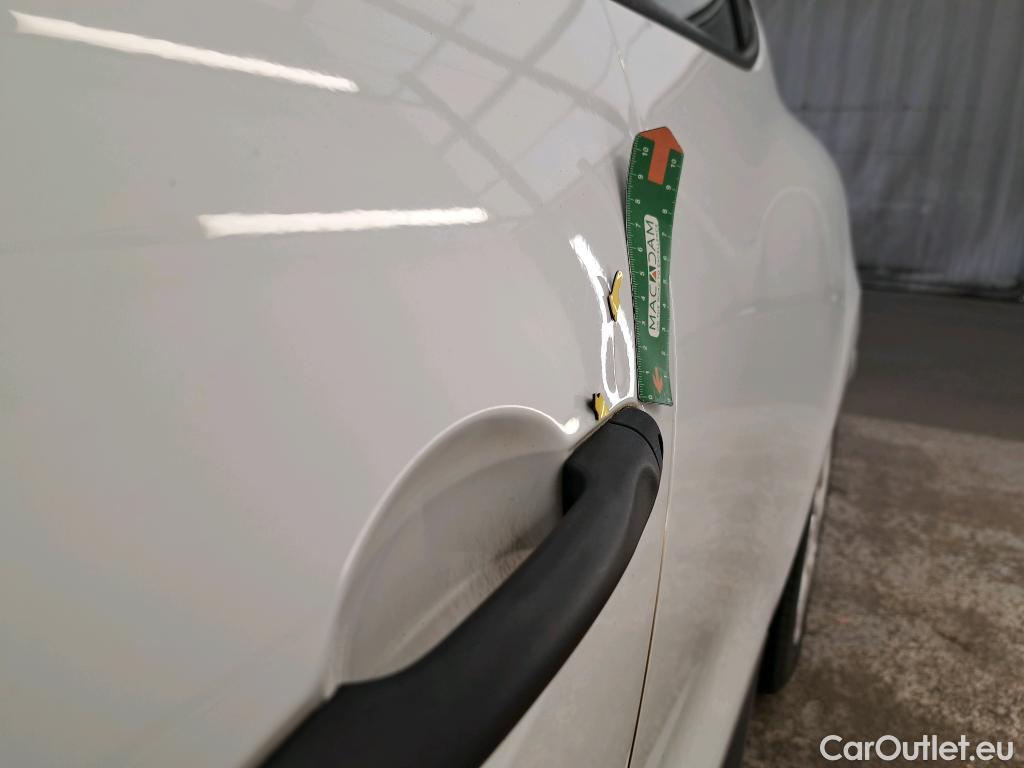  Renault  Clio  IV Air 1.5 dCi 75CV BVM5 E5 #23