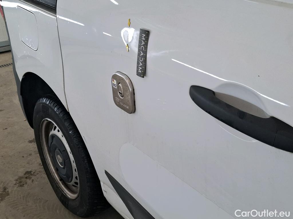  Renault  Kangoo RENAULT  / 2021 / 4P / Fourgonnette GD CONFORT - TCE 130 #2