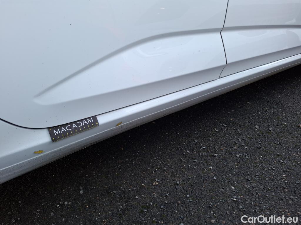  Renault  Megane  IV Berline 5pt. Société Air Nav 1.5 dCi 90CV BVM6 E6 #13