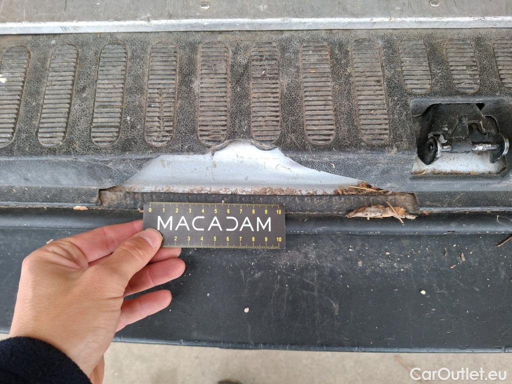  Renault  Master  III Fourgon L1H1 2 8 Grand Confort 2.3 dCi 135CV BVM6 E6dT #33