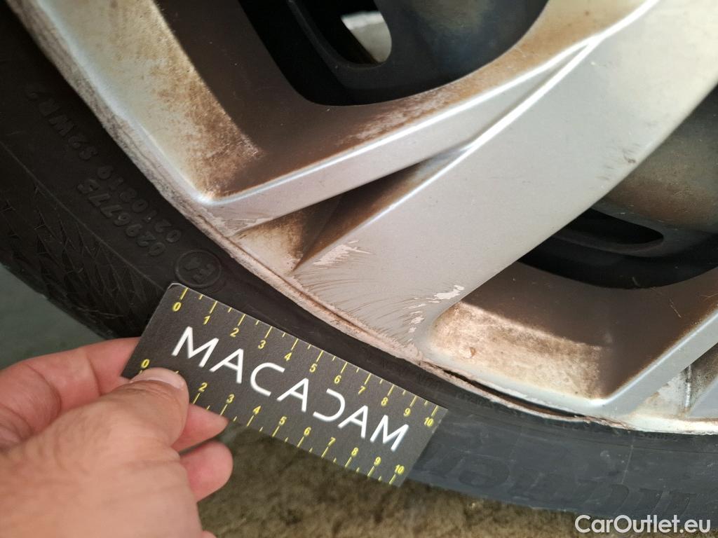  Peugeot  208 PEUGEOT  Affaire VU 5p Berline 1.6 BlueHDi 75 PACK CLIM NAV #33