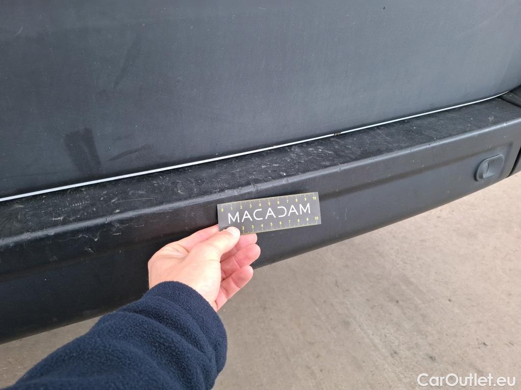  Renault  Master  III Fourgon L1H1 2 8 Grand Confort 2.3 dCi 135CV BVM6 E6dT #56