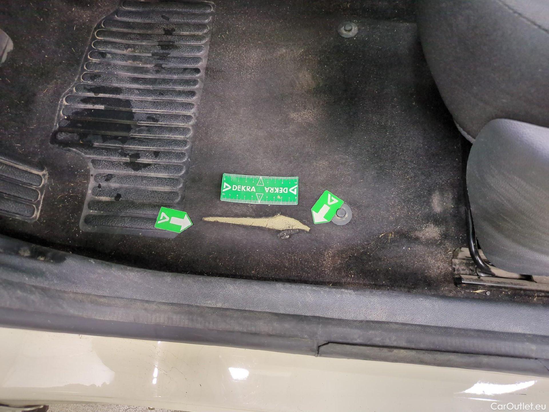  Renault  Captur RENAULT  5p Crossover Business dCi 90 / TRANSFO VP/VF #6