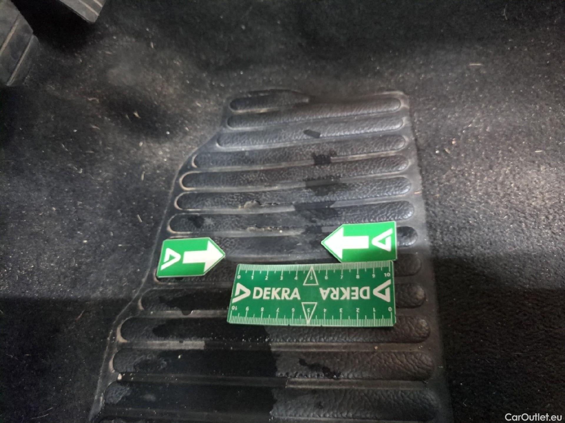  Renault  Captur RENAULT  5p Crossover Business dCi 90 / TRANSFO VP/VF #8