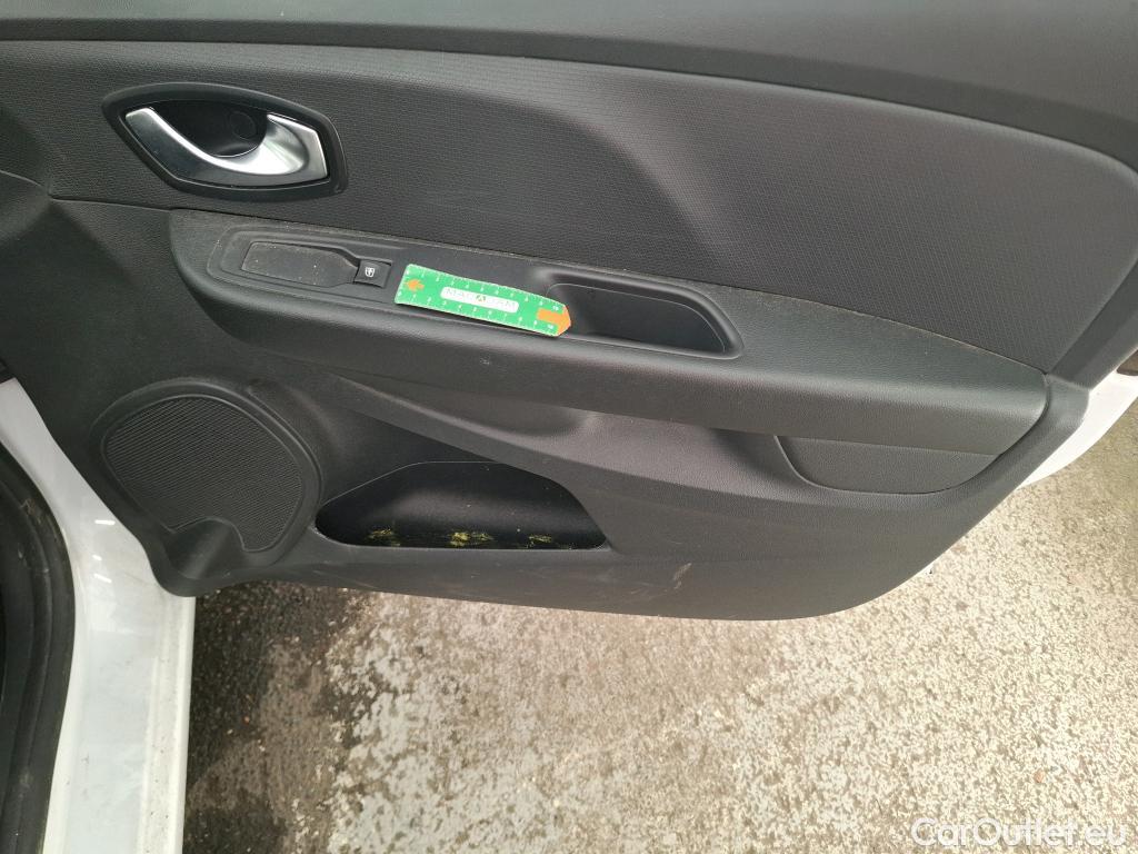  Renault  Clio RENAULT  Société VU 5p Berline Air dCi 75 - 18 #8