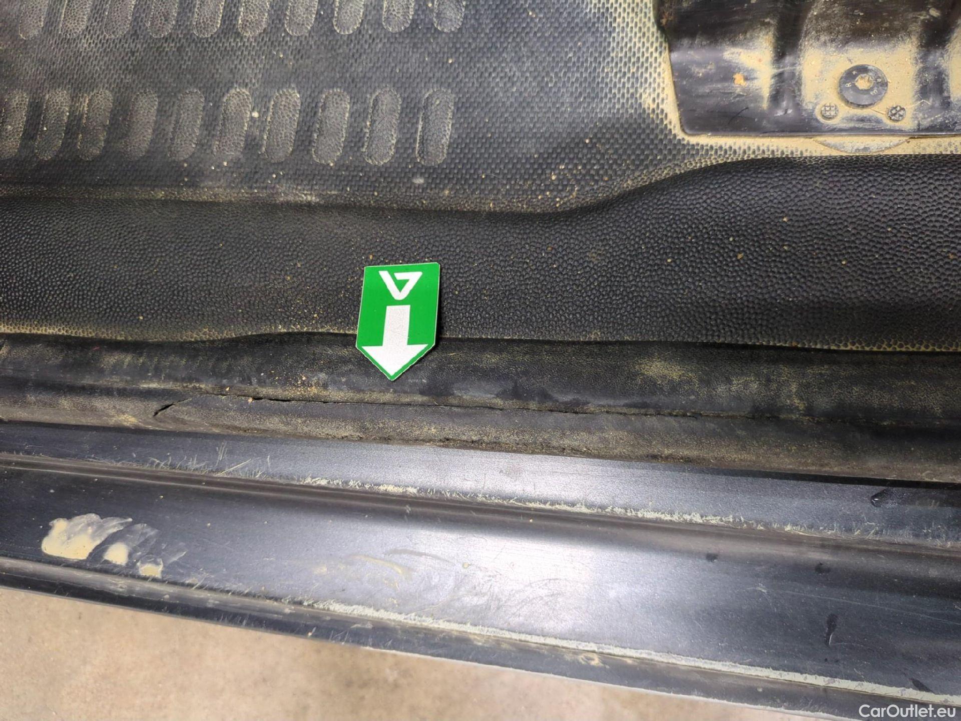  Peugeot  Partner  L1 Premium Pack 1.6 HDi 100CV BVM5 E6 #22