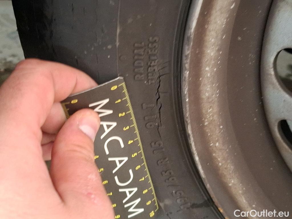  Renault  Kangoo RENAULT  / 2021 / 4P / Fourgonnette GD CONFORT - TCE 130 #19