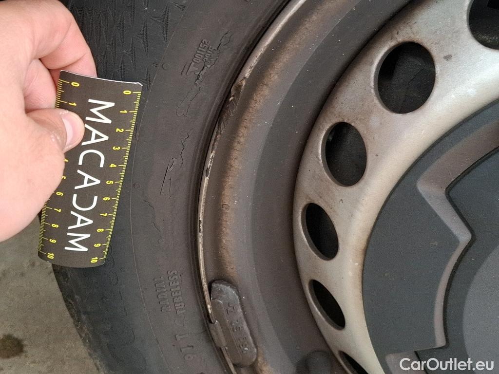  Renault  Kangoo RENAULT  / 2021 / 4P / Fourgonnette GD CONFORT - TCE 130 #16