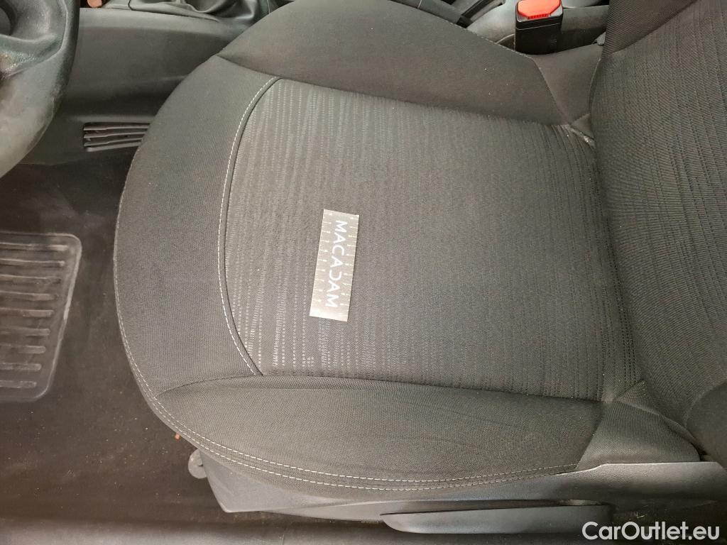  Peugeot  208 PEUGEOT  Affaire VU 5p Berline 1.6 BlueHDi 75 PACK CLIM NAV #37