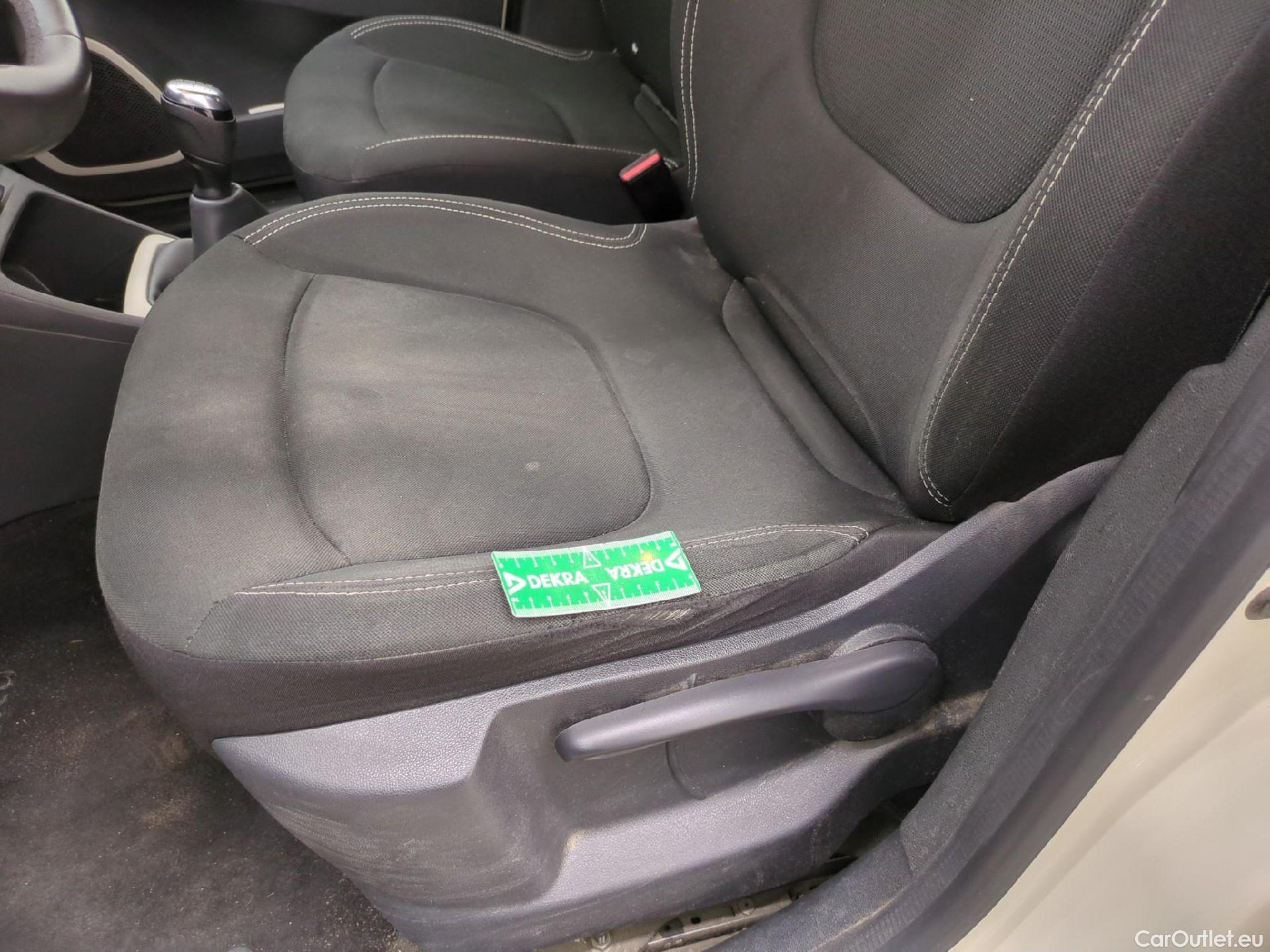  Renault  Captur RENAULT  5p Crossover Business dCi 90 / TRANSFO VP/VF #5