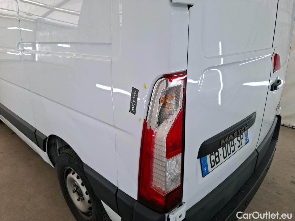  Renault  Master  III Fourgon L1H1 2 8 Grand Confort 2.3 dCi 135CV BVM6 E6dT #8