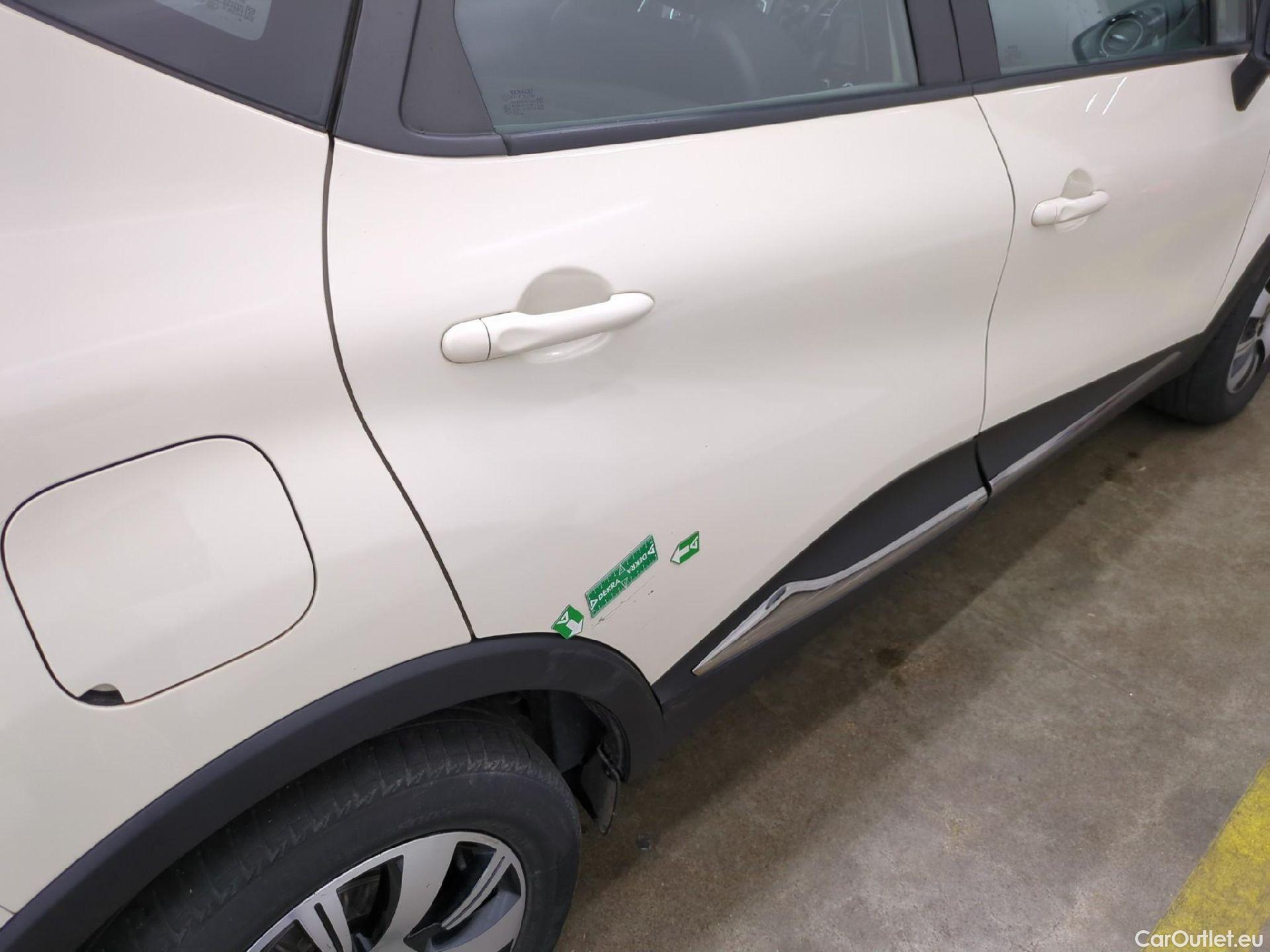  Renault  Captur RENAULT  5p Crossover Business dCi 90 / TRANSFO VP/VF #21