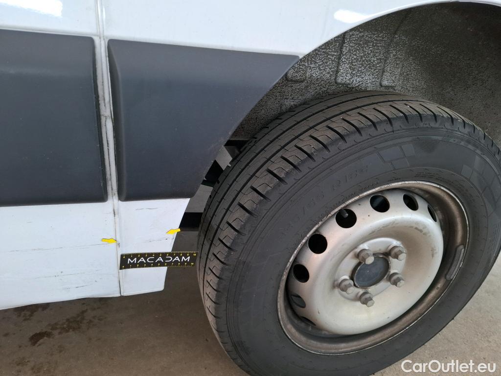  Renault  Master  III Fourgon L1H1 2 8 Grand Confort 2.3 dCi 135CV BVM6 E6dT #58