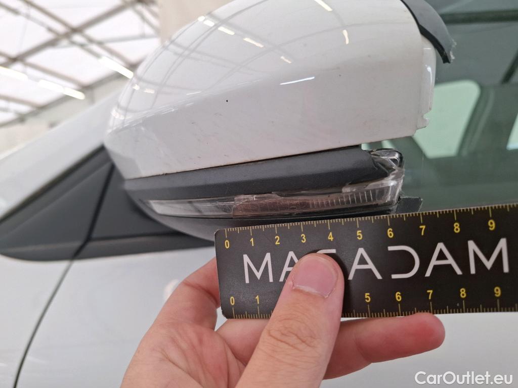  Renault  Megane  IV Berline 5pt. Société Air Nav 1.5 dCi 90CV BVM6 E6 #14