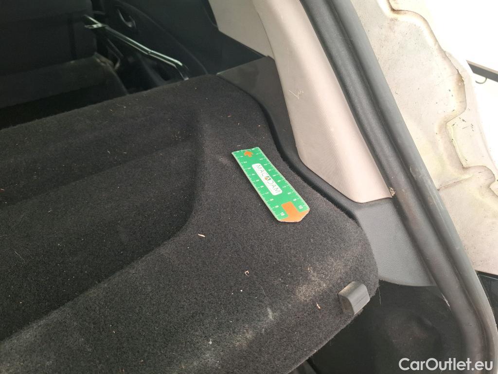  Renault  Clio RENAULT  Société VU 5p Berline Air dCi 75 - 18 #23