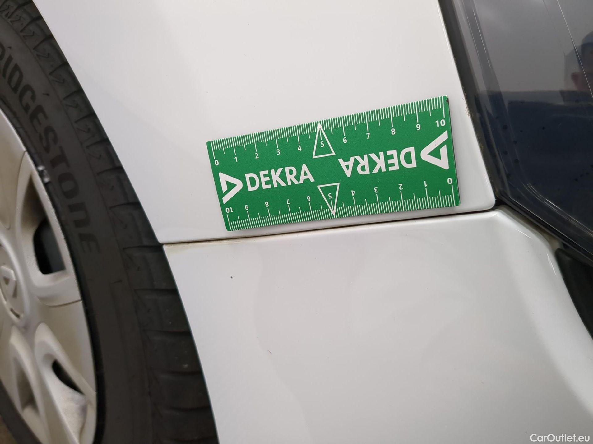  Renault  Clio  IV Air 1.5 dCi 90CV BVM5 E6 #5